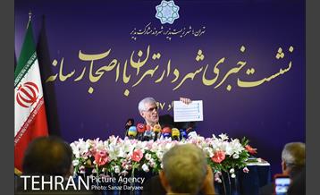 نشست خبری شهردار تهران با اصحاب رسانه 37