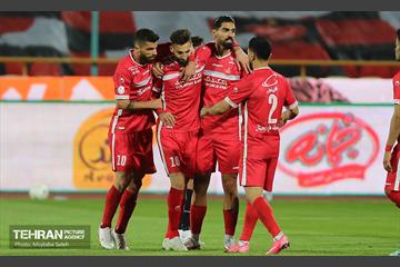 دیدار تیم های فوتبال پرسپولیس و نساجی مازندران 10