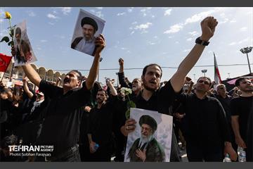 وداع با آقای شهید ایران- 2 21