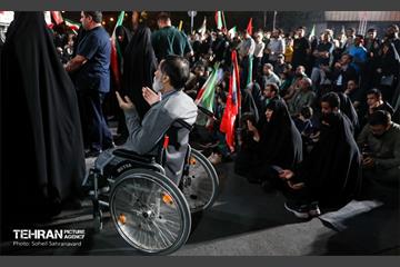 مراسم مناجات و توسل به امام زمان(عج) در رواق کشوردوست