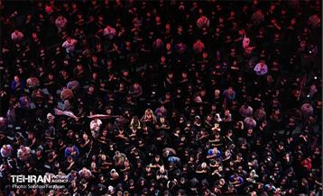 آئین بدرقه زائران اربعین در میدان آزادی 30