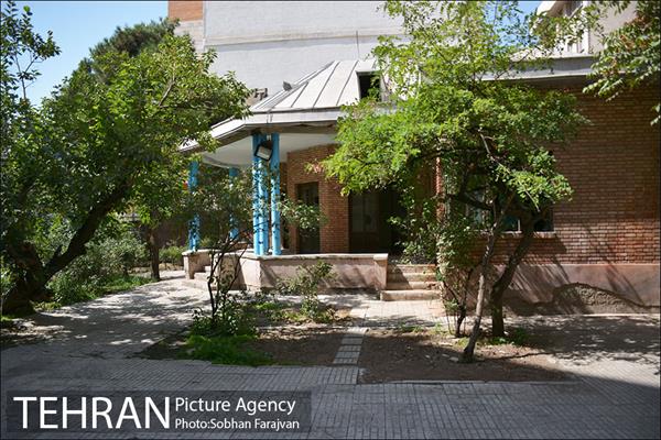 خانه نیما یوشیج 9