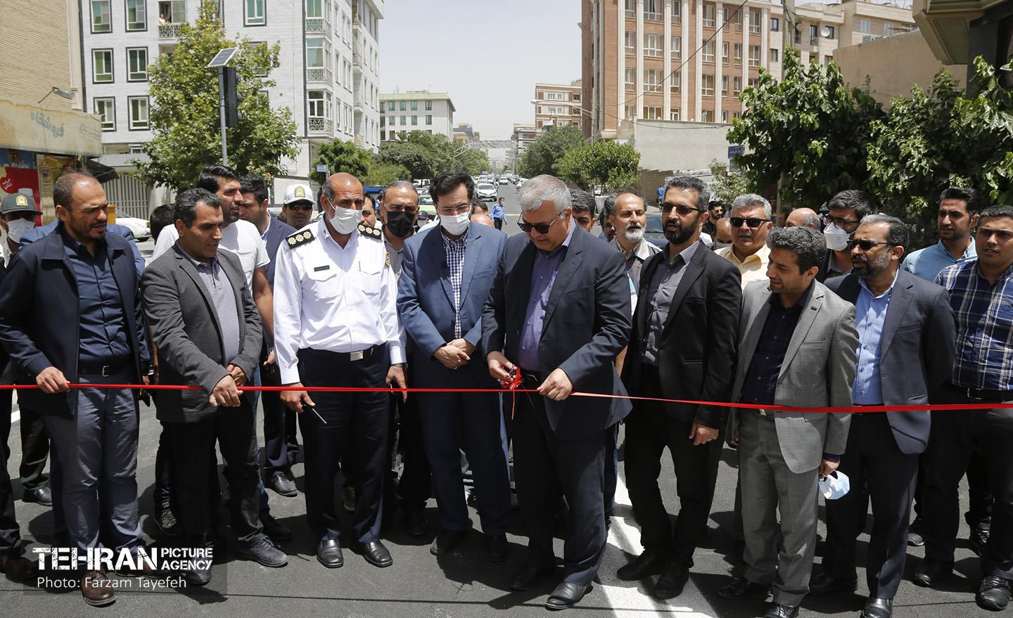 بهره برداری از پروژه عمرانی در منطقه ۵ 8