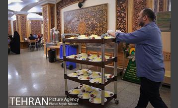 حال و هوایی از افطار تا سحر در حرم شاه عبدالعظیم حسنی 1