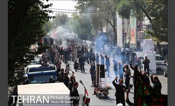 برگزاری مراسم سوگواری سالار شهیدان امام حسین (ع) در محلات منطقه 15 17