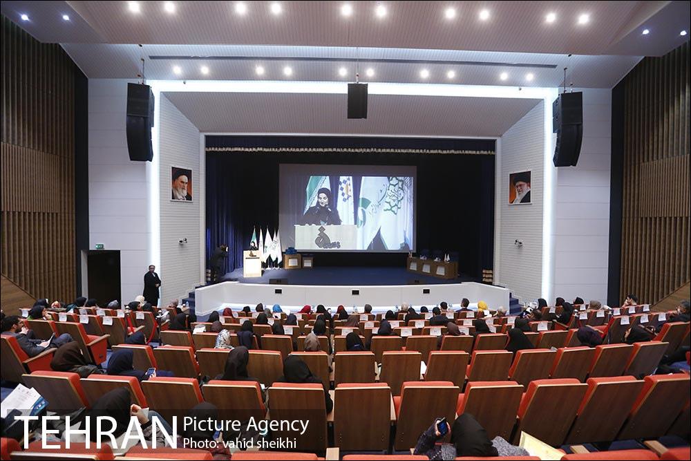 همایش رویداد گفتمان پیشرو علمی (گپ) 21