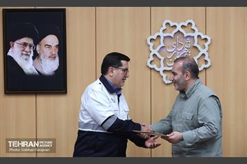 نشست هم‌اندیشی با رابطین و فعالان اسکان آسیب دیدگان جنگ رمضان 23