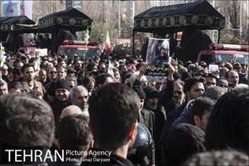 تشییع شهدای آتش نشان با حضور مردم 6