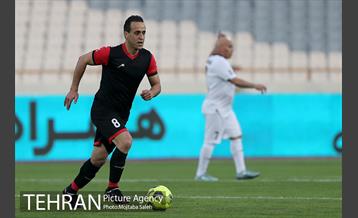 دیدار تیم‌های فوتبال منتخب ۹۸ و منتخب سرخابی  15