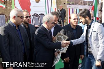 شهردار تهران در آیین نواختن زنگ سال تحصیلی جدید در دبیرستان ماندگار البرز 35