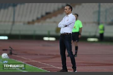 دیدار تیم های فوتبال پرسپولیس و نساجی مازندران 13