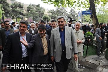 نامگذاری خیابان و رونمایی از سردیس جمشید مشایخی با حضور شهردار تهران 8