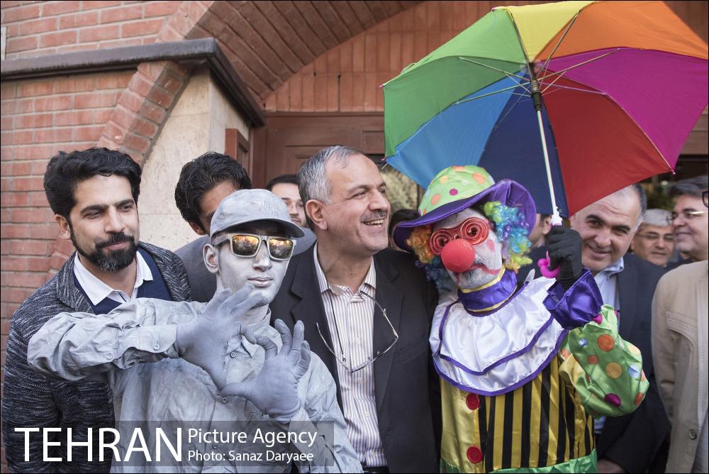 چهارمین دوره کتابگردی با حضور احمد مسجدجامعی‎ 8