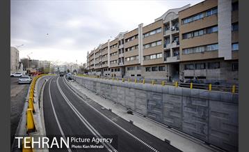 زیرگذر استاد معین قبل از افتتاح 28