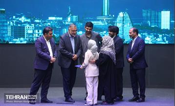 آیین گرامیداشت روز خبرنگار 98