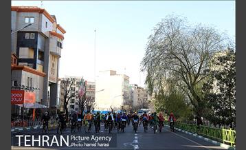 دوچرخه سواری در منطقه 6 به مناسبت هوای پاک 11