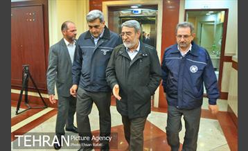 بازدید وزیر کشور از ستاد بحران شهر تهران 9