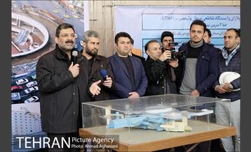 بازدید هنرمندان از بروژه بلازای ولیعصر 24