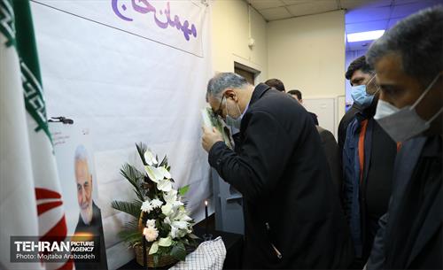 نشست هم اندیشی شهردار تهران با نخبگان منطقه 22