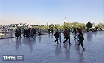 دومین روز کارگاه داستان‌نویسی ویژه اعضای کانون نوجوانان 13