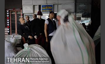 تخلیه اجناس مغازه های باقی مانده ساختمان پلاسکو -2 21