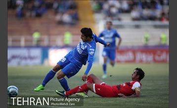 دیدار تیم‌های فوتبال پدیده و استقلال