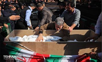 تشییع پیکر شهید آتش‌نشان «قریب رضا دارابی» -1 10