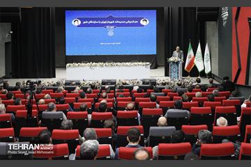 هم اندیشی صمیمانه شهردار تهران با سازندگان شهر 21