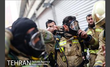 پایان عملیات اطفای حریق ساختمان برق حرارتی میدان ولیعصر 10