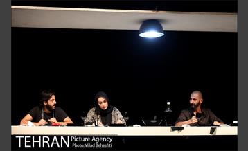 نمایش گور به گور‎ 10