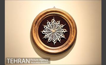 نمایشگاه دست ساخته‌های صدفی محسن قاضی مرادی‎ 1