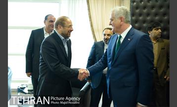 مراسم رونمایی از تندیس پروفسور سمیعی 1