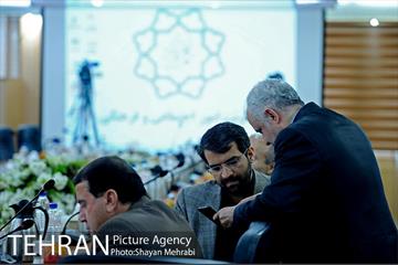 نشست شورای معاونان و مشاوران با حضور شهردار تهران 9