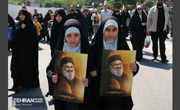 در حاشیه نماز جمعه تهران به امامت رهبر انقلاب 14