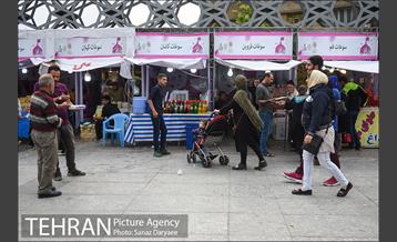 آیین گلاب­گیری «زیارت گل» 21