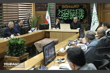 جلسه هم‌اندیشی جمعی از مهندسان حوزه شهرسازی و ترافیک با شهردار تهران 3