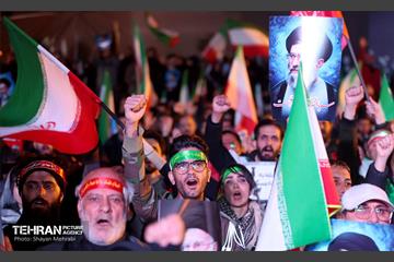 اجتماع مردم در هفتمین روز شهادت رهبر انقلاب اسلامی 10