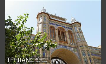 بازدید اعضا شورای شهر از محوطه سردرب باغ ملی و میدان مشق 5