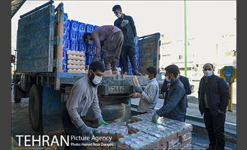 ارسال کمک های شهرداری تهران برای مردم زلزله زده سی سخت 17