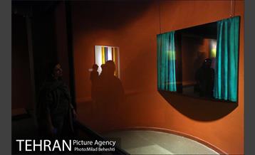نمایشگاه آثار ناصر اویسی در موزه هنرهای معاصر تهران‎ 14