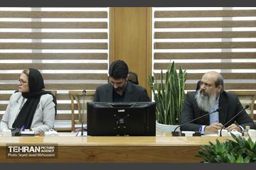 جلسه هم‌اندیشی جمعی از مهندسان حوزه شهرسازی و ترافیک با شهردار تهران 10