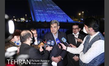 ویدئو مپینگ بر روی برج آزادی با موضوع کرونا  16