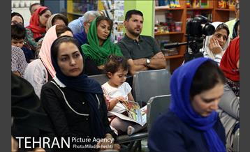 دورهمی صمیمی با ناصر یوسفی در دهکده کتاب بازی و اندیشه 11