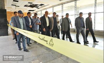 بازدید عضو شورای شهر از پایانه شرق 11