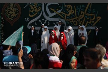 مهمانی ۱۰ کیلومتری عید غدیر در تهران - 3 64