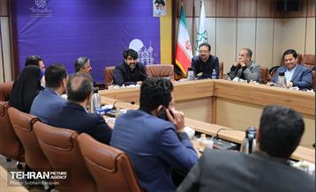 جلسه هم اندیشی رئیس مرکز ارتباطات با مدیران روابط عمومی شهرداری تهران 16