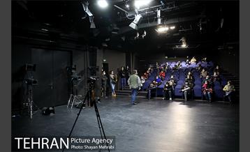 تئاتر شهر در چهل و هشتمین سالگرد گشایش 42