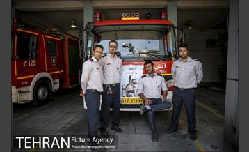 پذیرایی ایستگاه های آتش نشانی از شهروندان و دانش آموزان 11