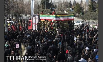 تشییع شهدای آتش نشان با حضور مردم 12
