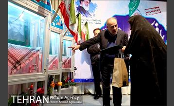 تجلیل از خانواده پنج شهید انقلاب اسلامی 10